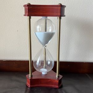 Vintage Hourglass Sand Timer Desktop Clock Made of Wood & Metal